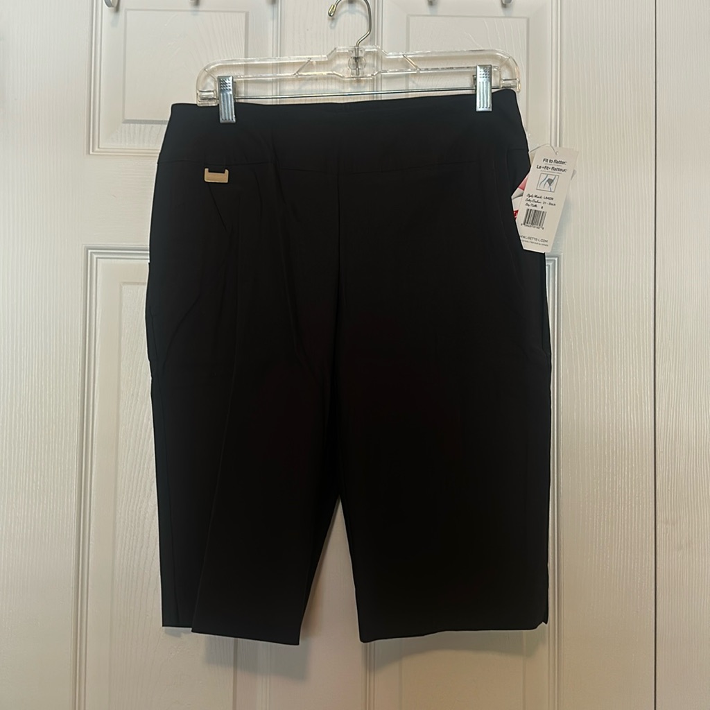 Lisette Lsport Black Bermuda Shorts. Nwt. Sz 8. 14” Inseam. Built-In Fit-